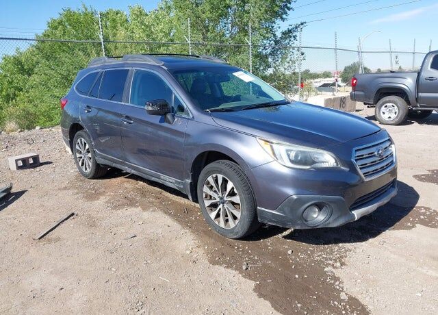 2015 SUBARU Outback