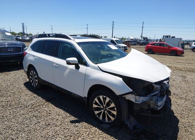 2017 SUBARU Outback