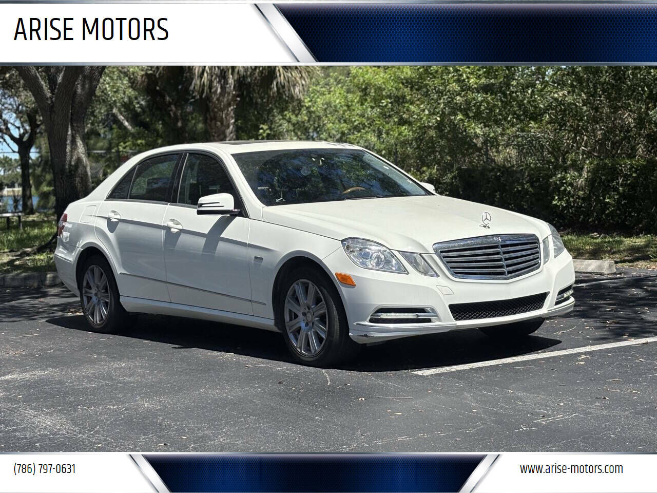 2012 MERCEDES-BENZ E-Class