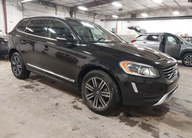 2017 VOLVO XC60