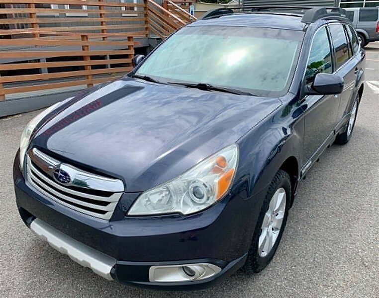 2011 SUBARU Outback