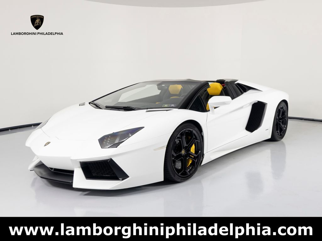 2016 LAMBORGHINI Aventador
