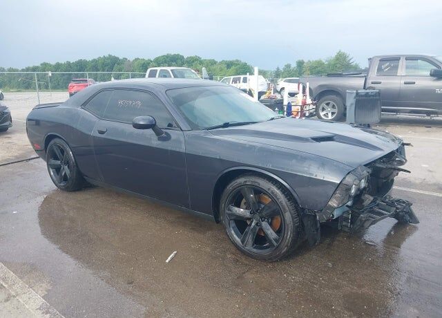 2016 DODGE Challenger