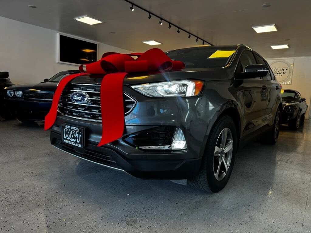 2020 FORD Edge