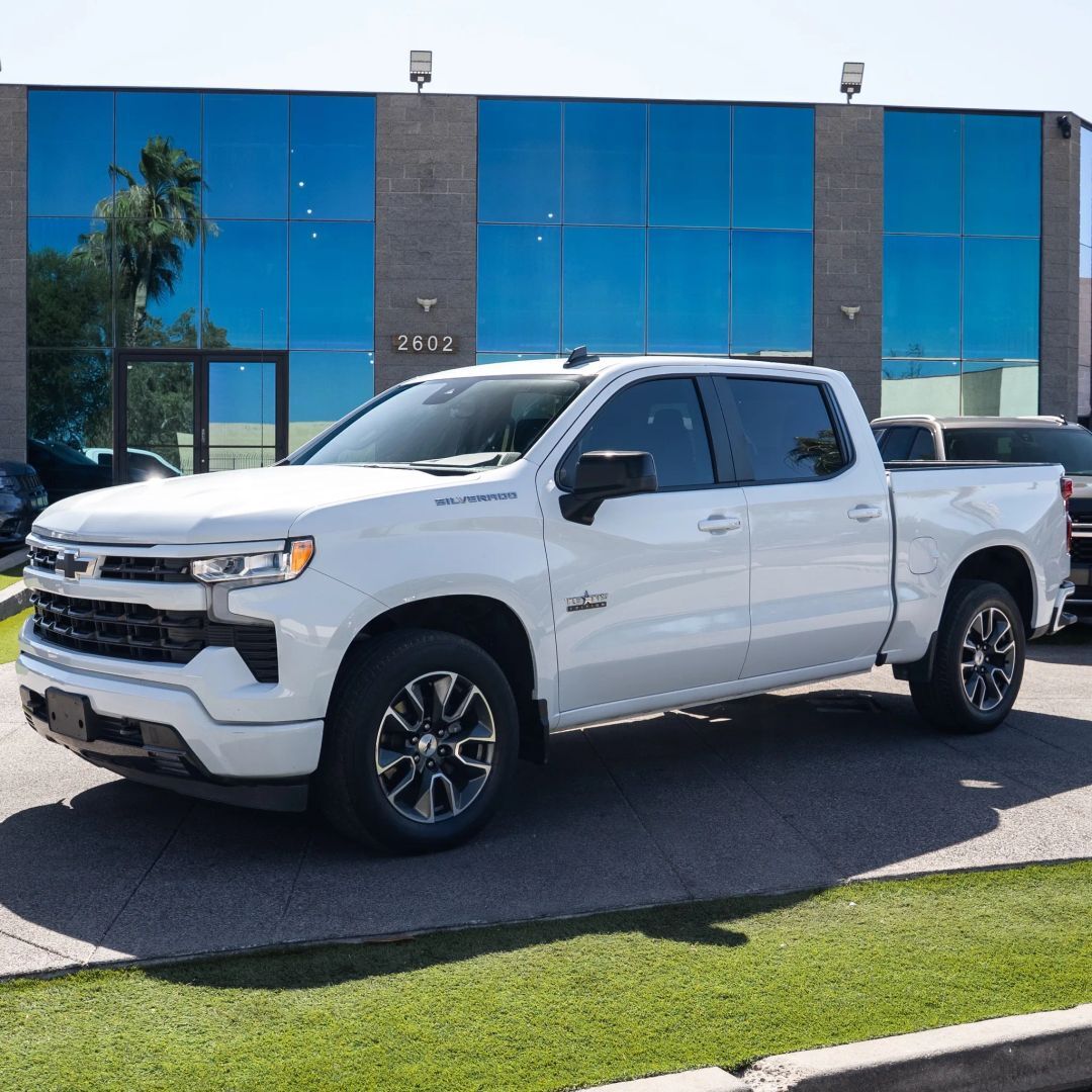 2024 CHEVROLET Silverado