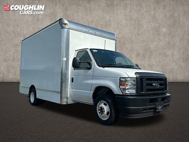 2024 FORD E-350