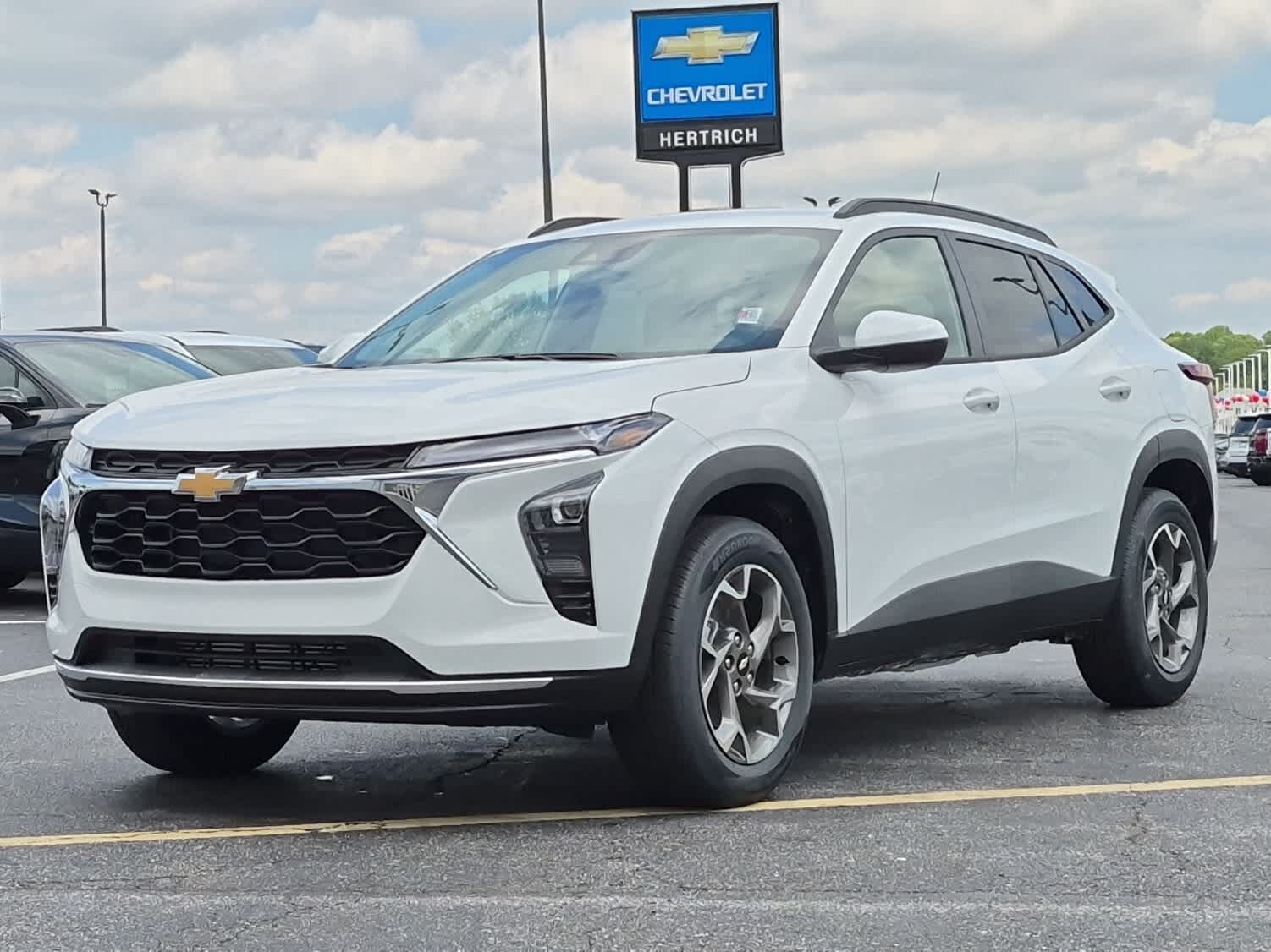 2026 CHEVROLET Trax