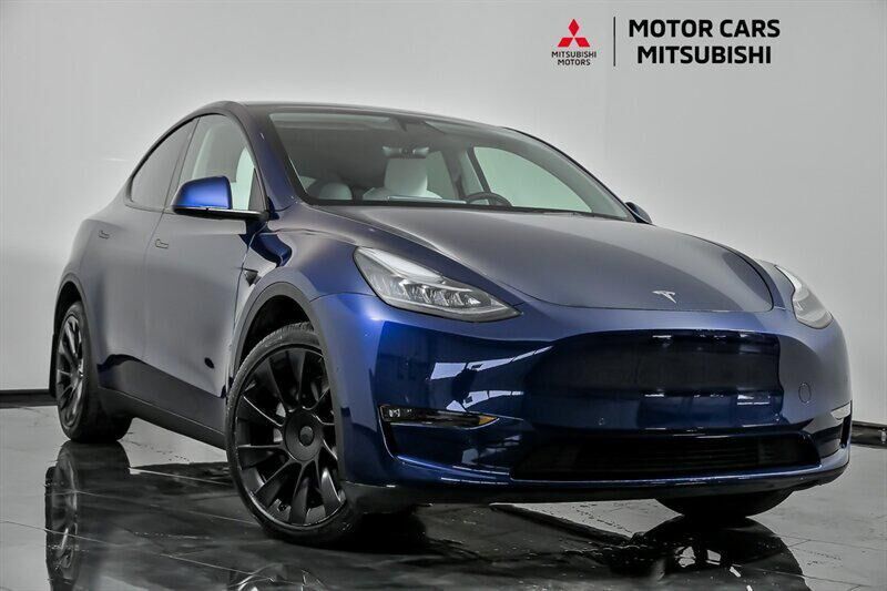 2022 TESLA Model Y