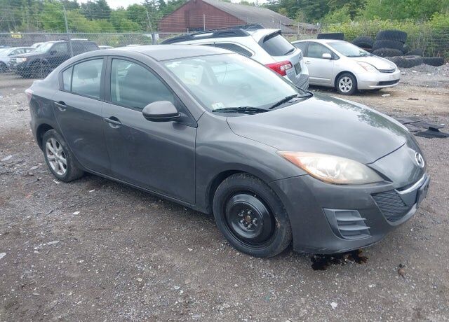 2010 MAZDA Mazda3