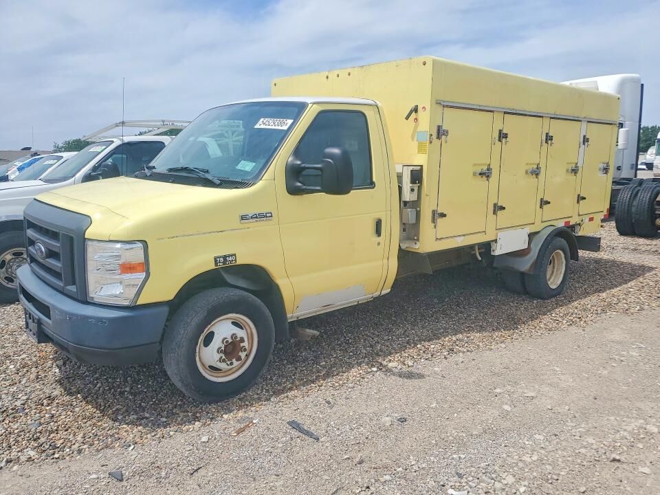2017 FORD E-450