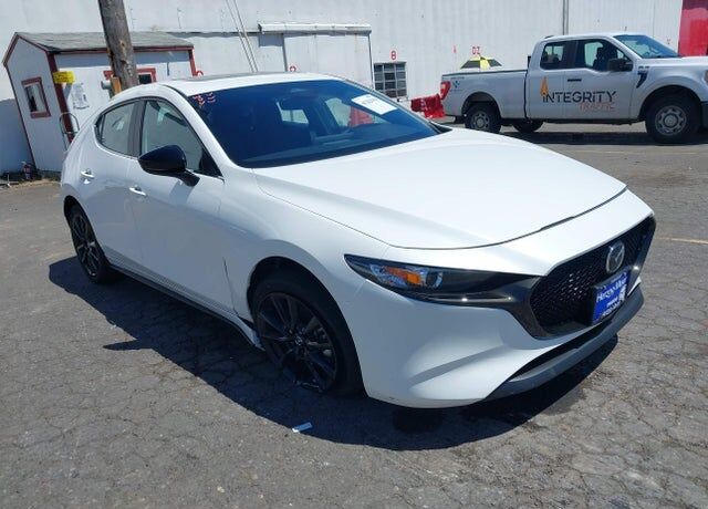 2026 MAZDA Mazda3