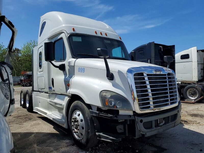 2016 FREIGHTLINER Cascadia