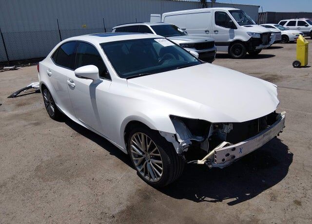 2015 LEXUS IS