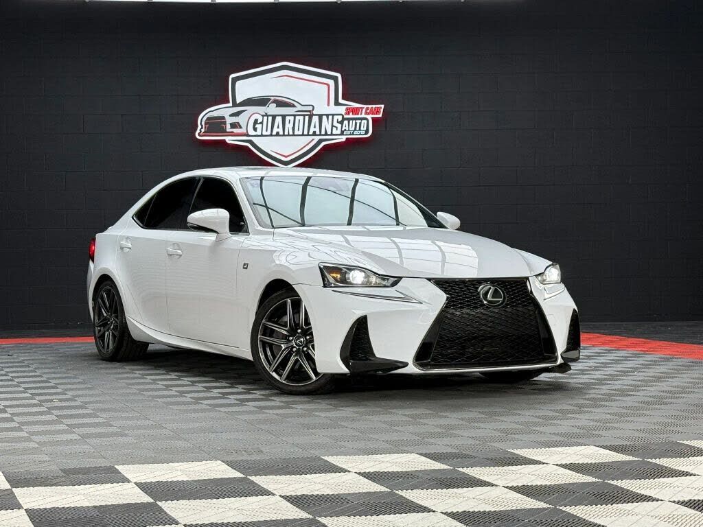 2017 LEXUS IS