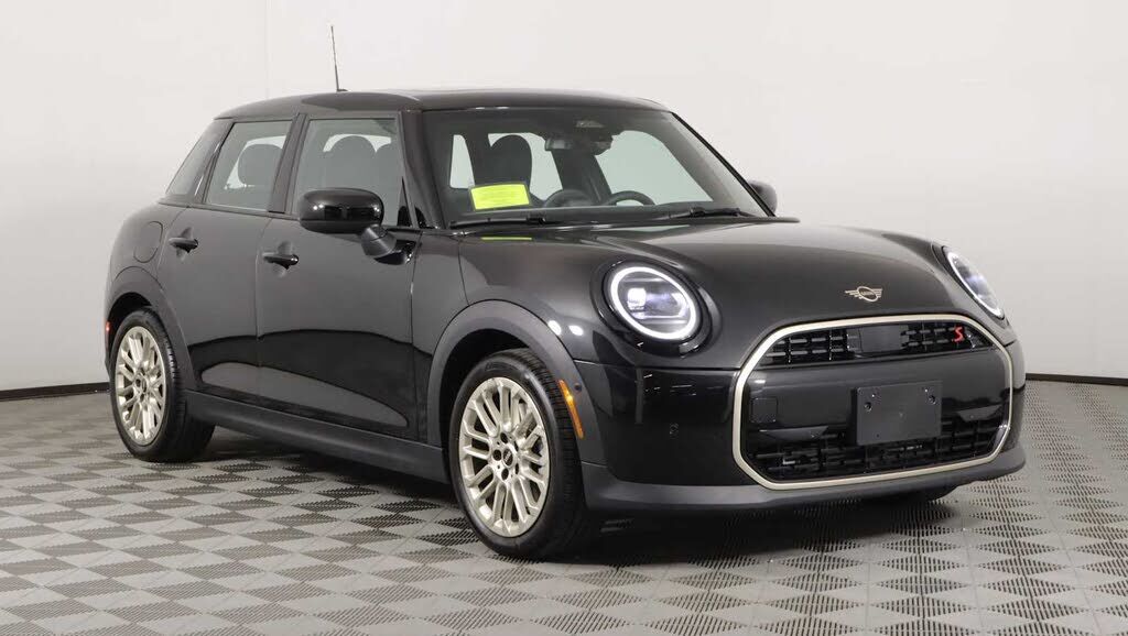 2025 MINI Hardtop