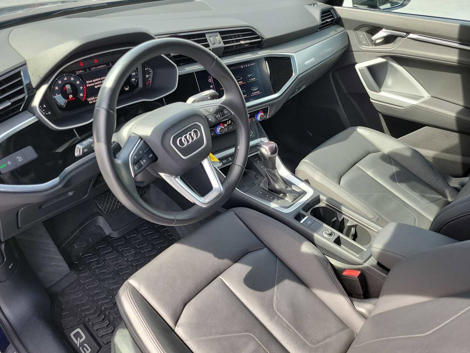 2022 Audi Q3