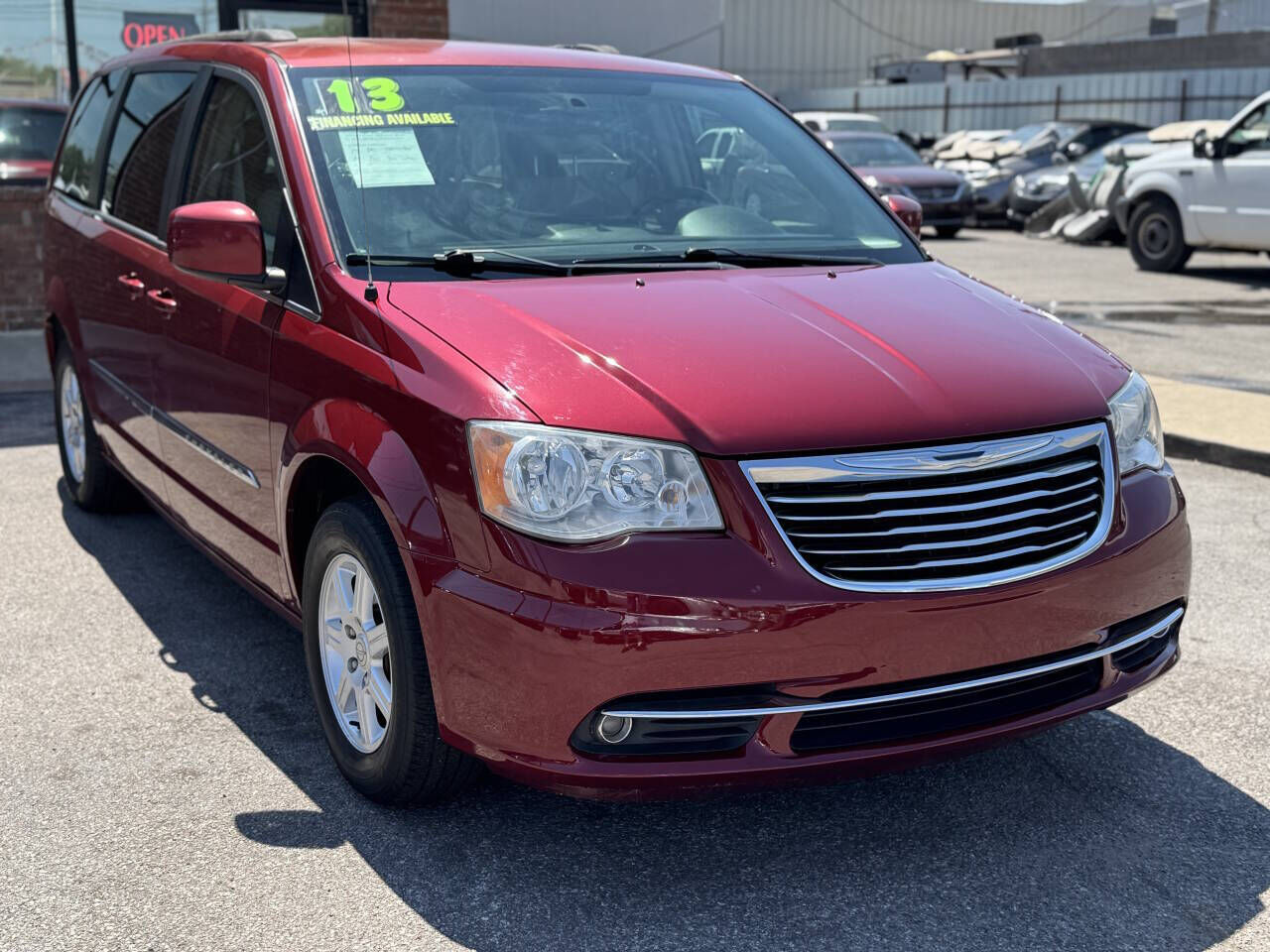 2013 CHRYSLER Town and Country