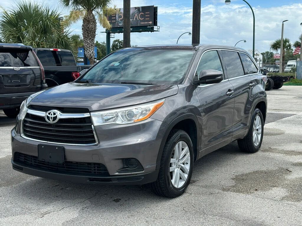 2014 TOYOTA Highlander