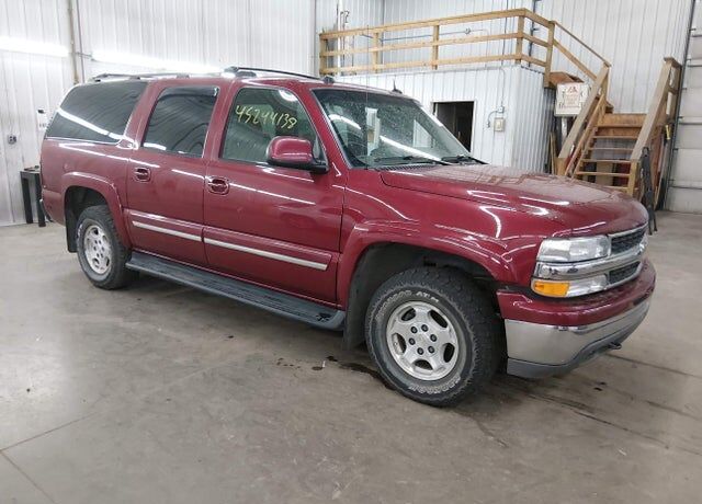 2004 CHEVROLET Suburban
