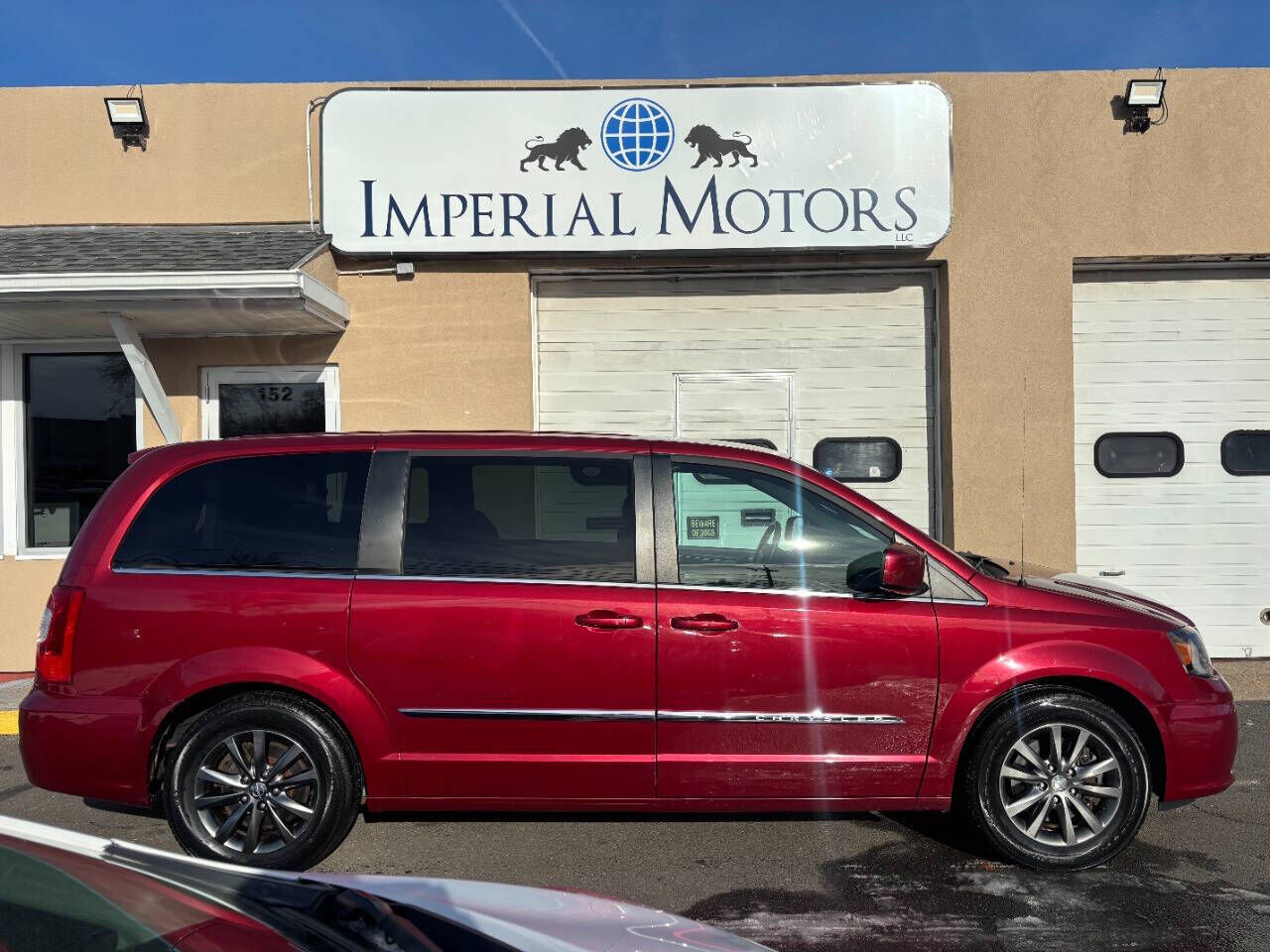 2015 CHRYSLER Town and Country