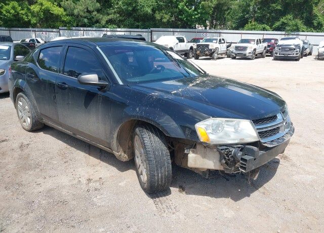 2014 DODGE Avenger