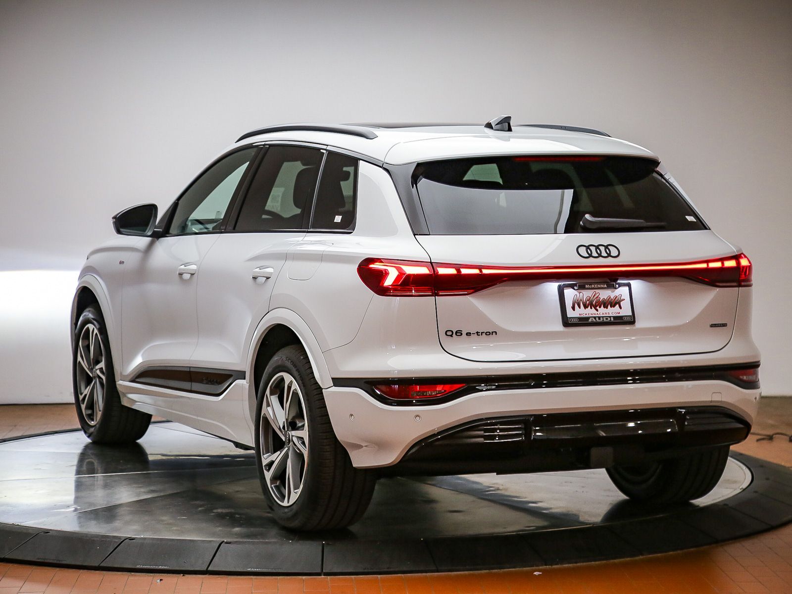 2027 Audi Q6