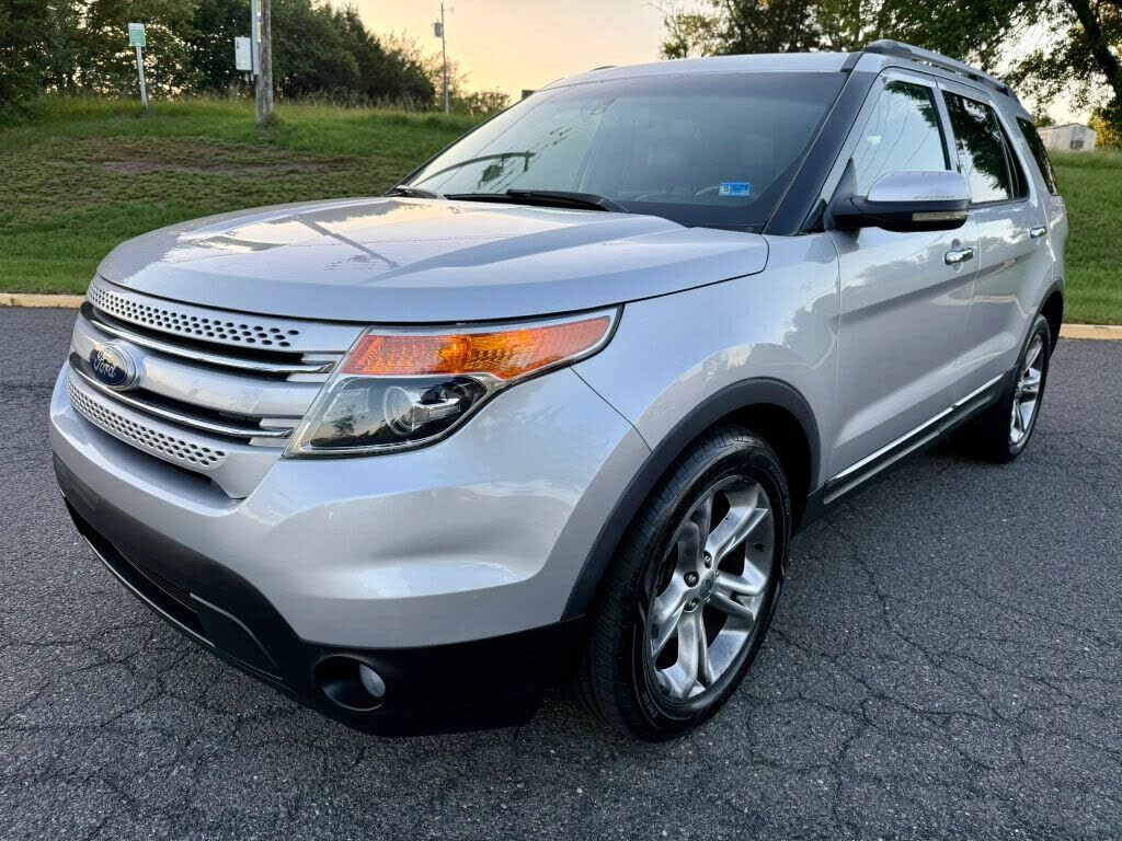 2011 FORD Explorer