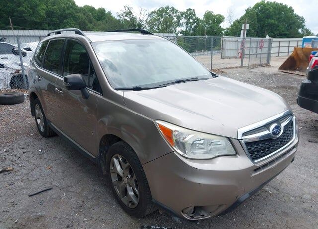 2015 SUBARU Forester