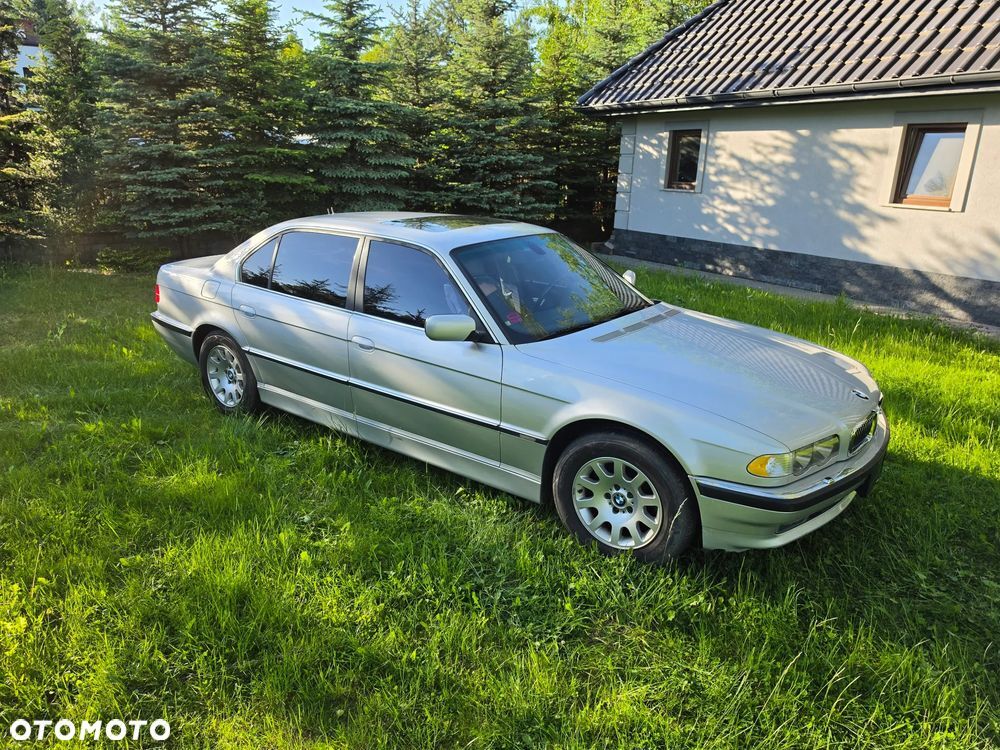BMW 740iL