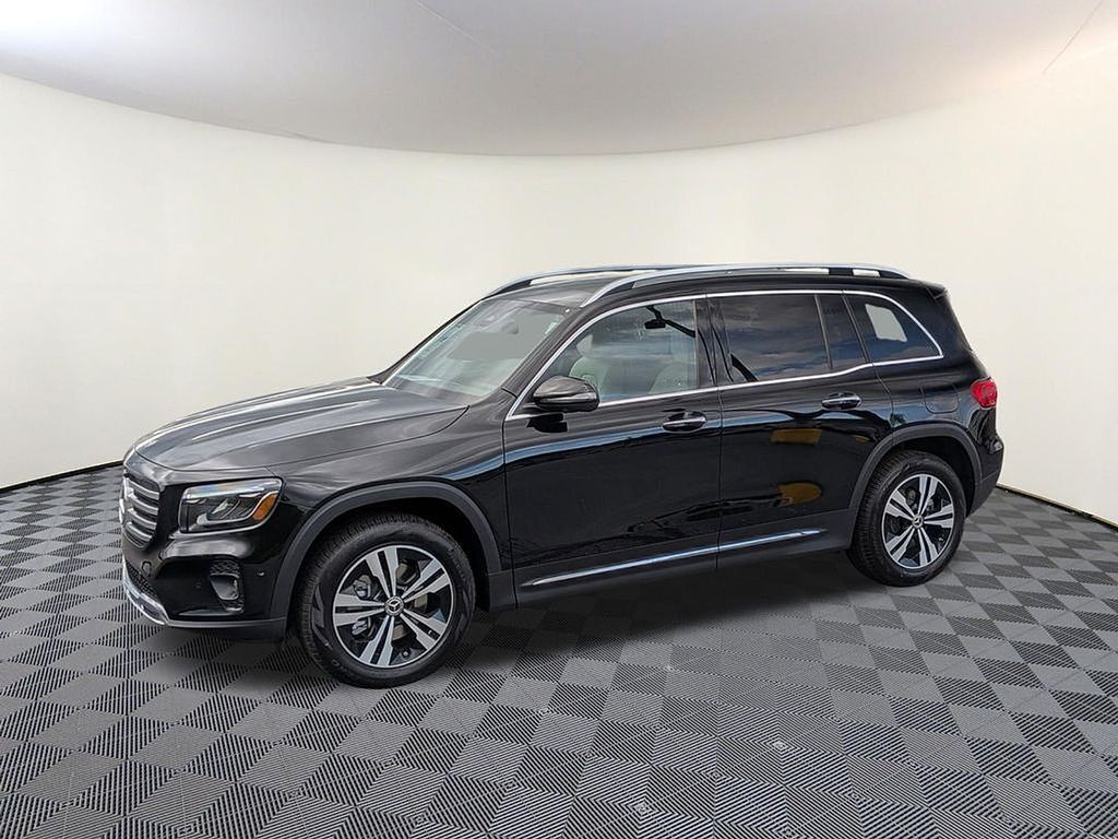 2026 MERCEDES-BENZ GLB-Class