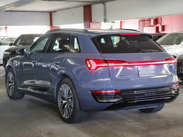 2024 Audi Q8