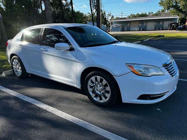2014 CHRYSLER 200