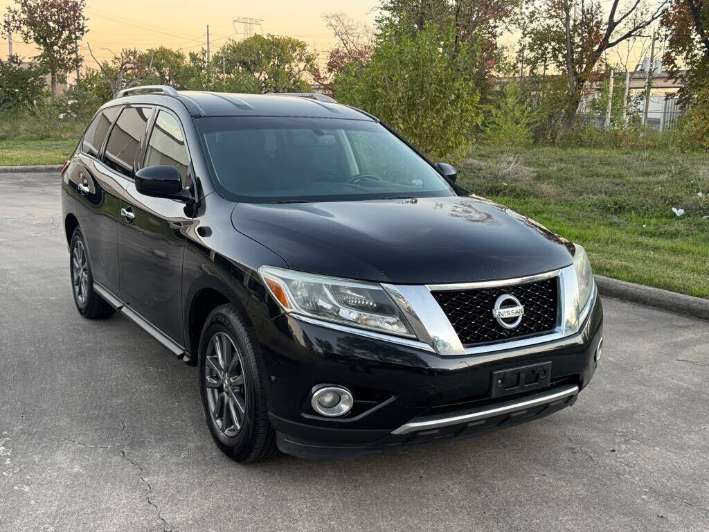 2016 NISSAN Pathfinder