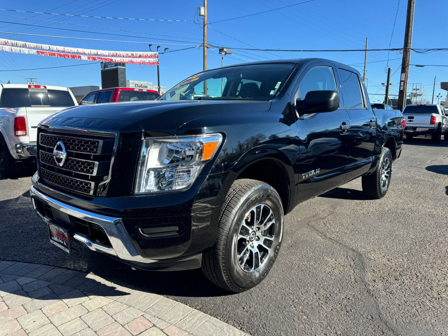 2022 NISSAN Titan