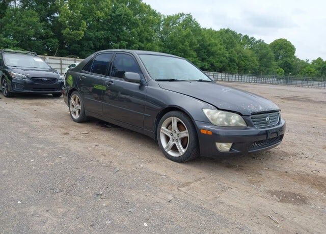 2001 LEXUS IS