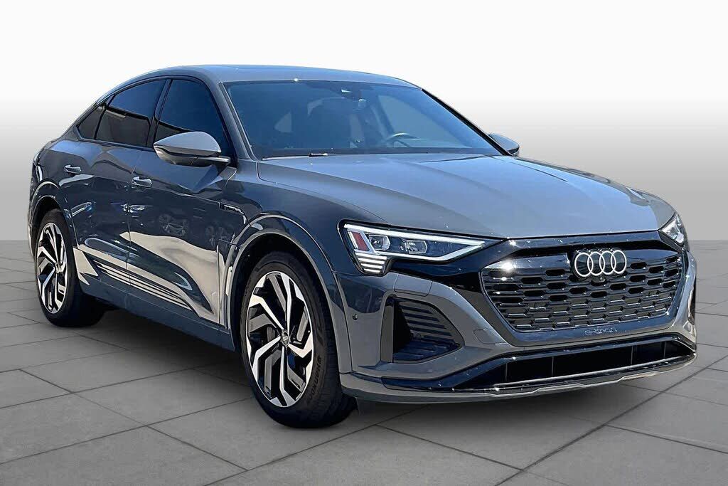 2024 Audi Q8