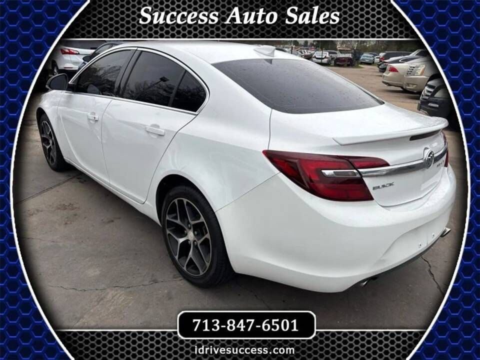 2017 BUICK Regal