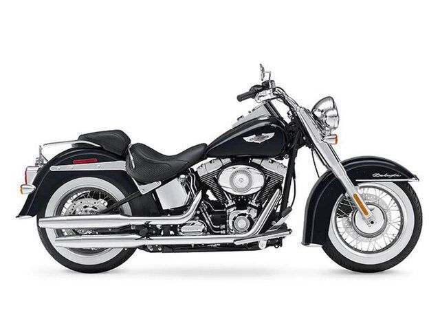 2010 HARLEY DAVIDSON Softail Deluxe