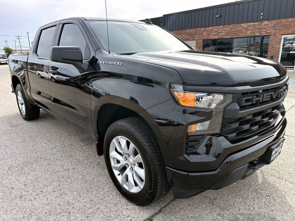 2025 CHEVROLET Silverado
