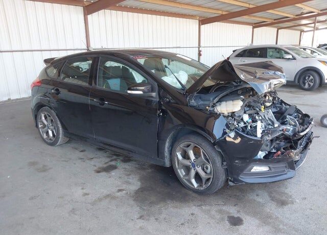 2016 FORD Focus