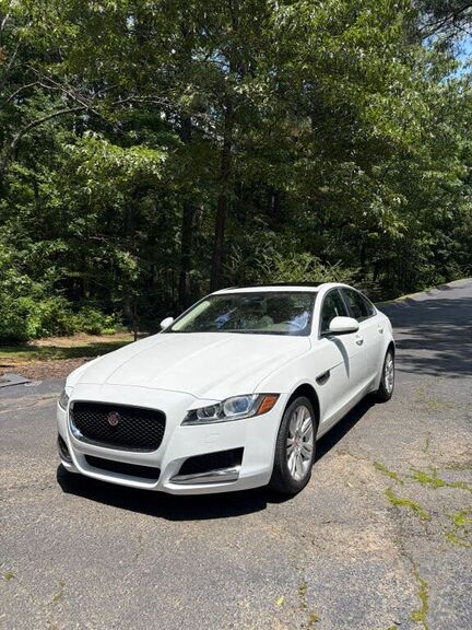 2016 JAGUAR XF