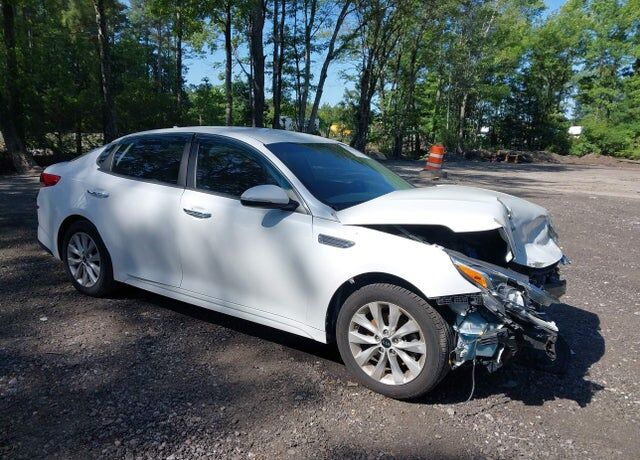 2019 KIA Optima
