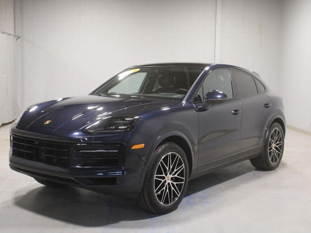 2024 PORSCHE Cayenne
