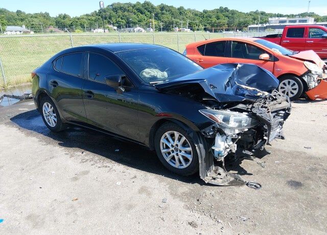 2015 MAZDA Mazda3