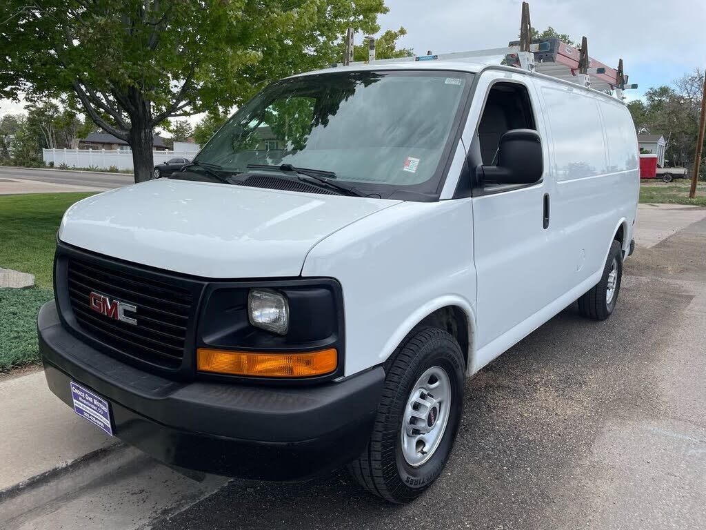 2016 GMC Savana