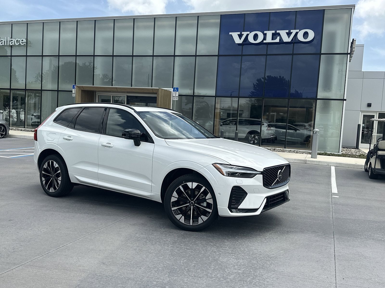 2026 VOLVO XC60