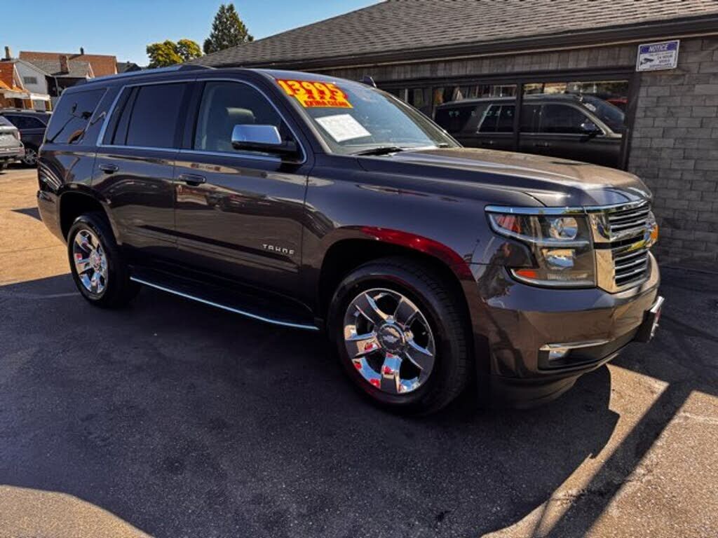 2017 CHEVROLET Tahoe