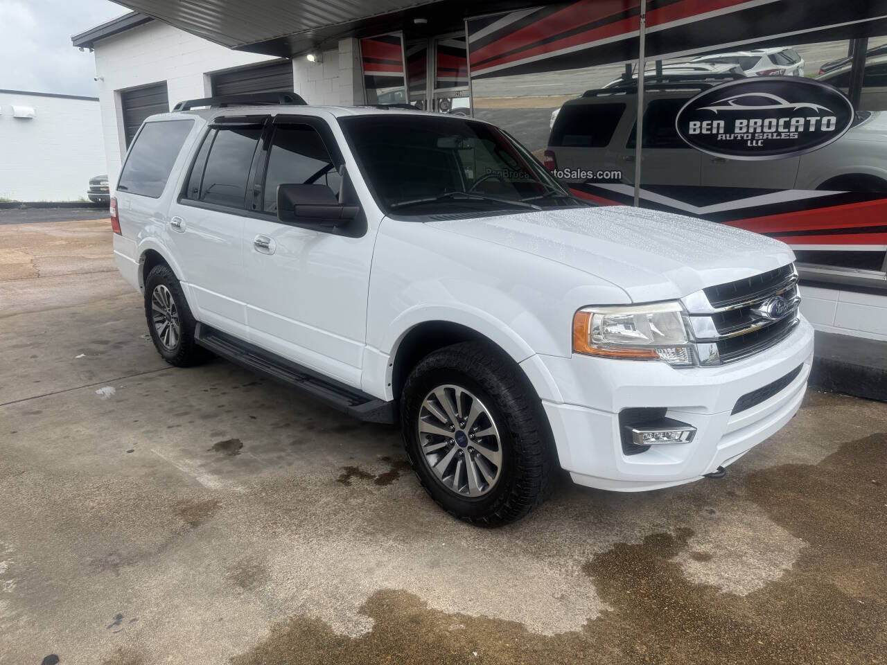 2017 FORD Expedition