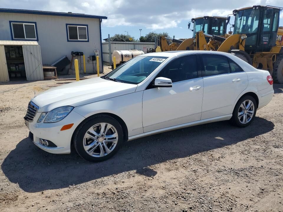 2011 MERCEDES-BENZ E-Class