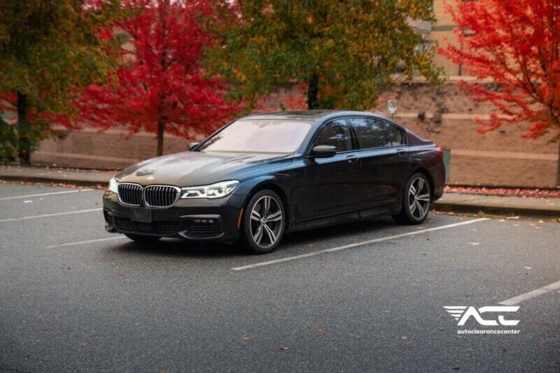 BMW 750i